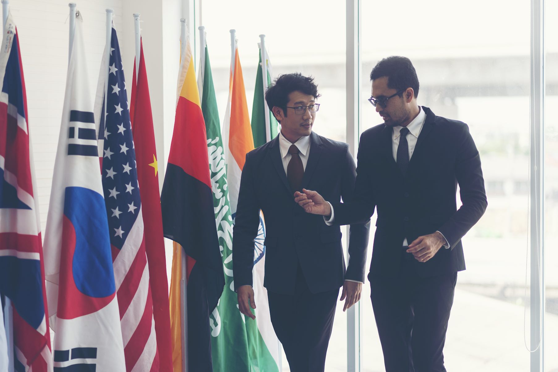 Cover Image for 100% Online MBA International Relations and Diplomacy